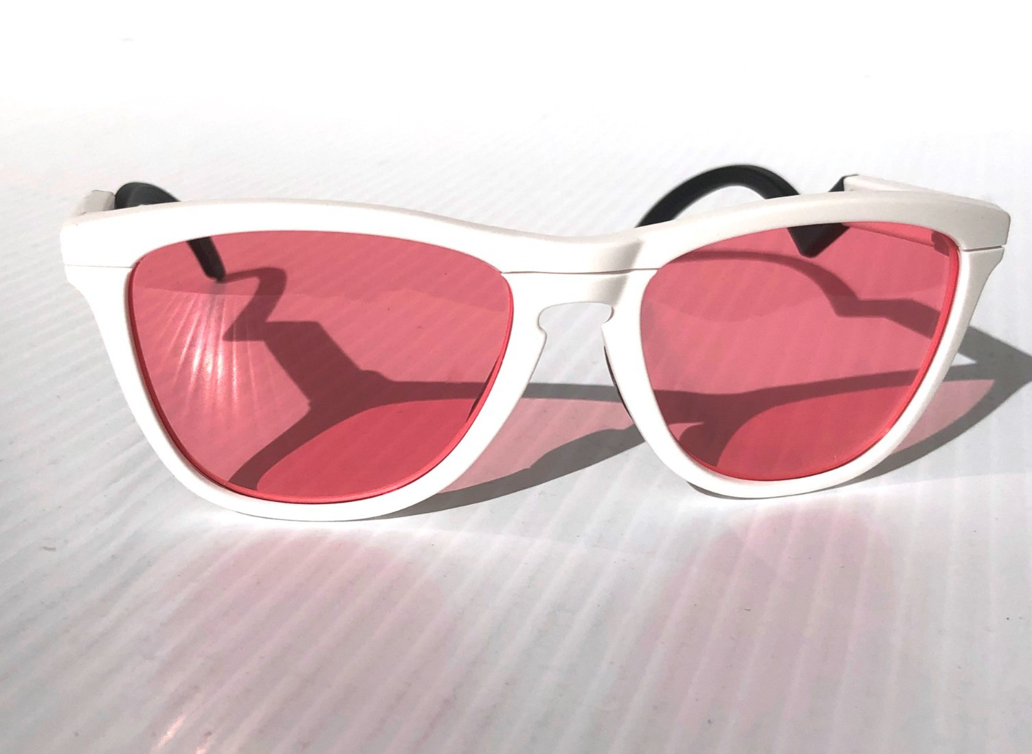 Oakley FROGSKINS HYBRID Matte White GALAXY HD Pink Lens Sunglass 9289-08