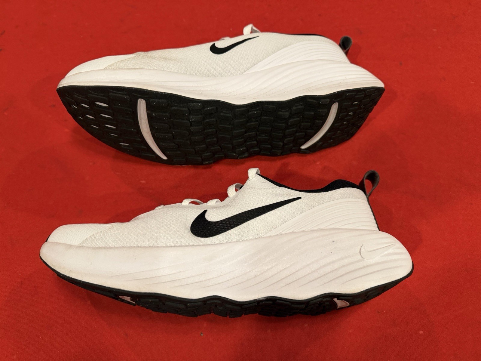 Size 12.5 – Nike Motiva Summit White Black Men’s