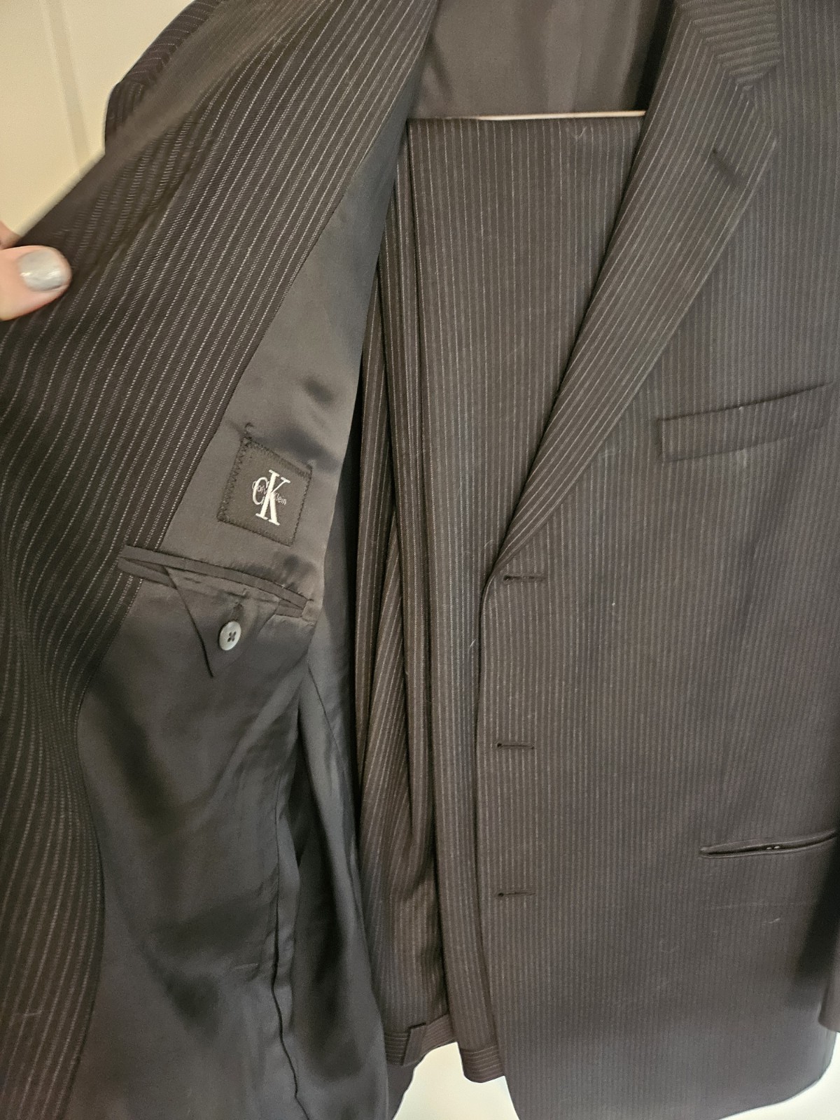 Calvin Klein Men’s 2-Piece Wool Pinstripe Suit Black/Gray 40W 34L Regular