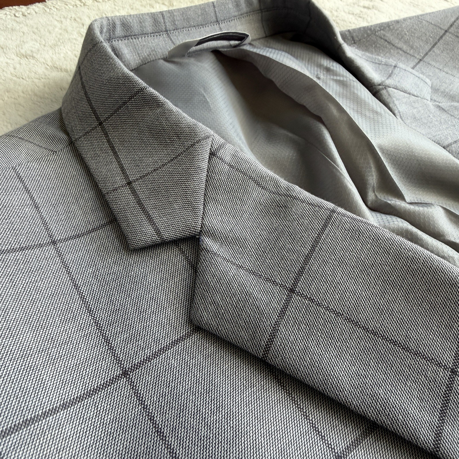 Lineage Mens 2pc Window Pane Suit 48R 40W Polyester Blend Light Grey Stretch
