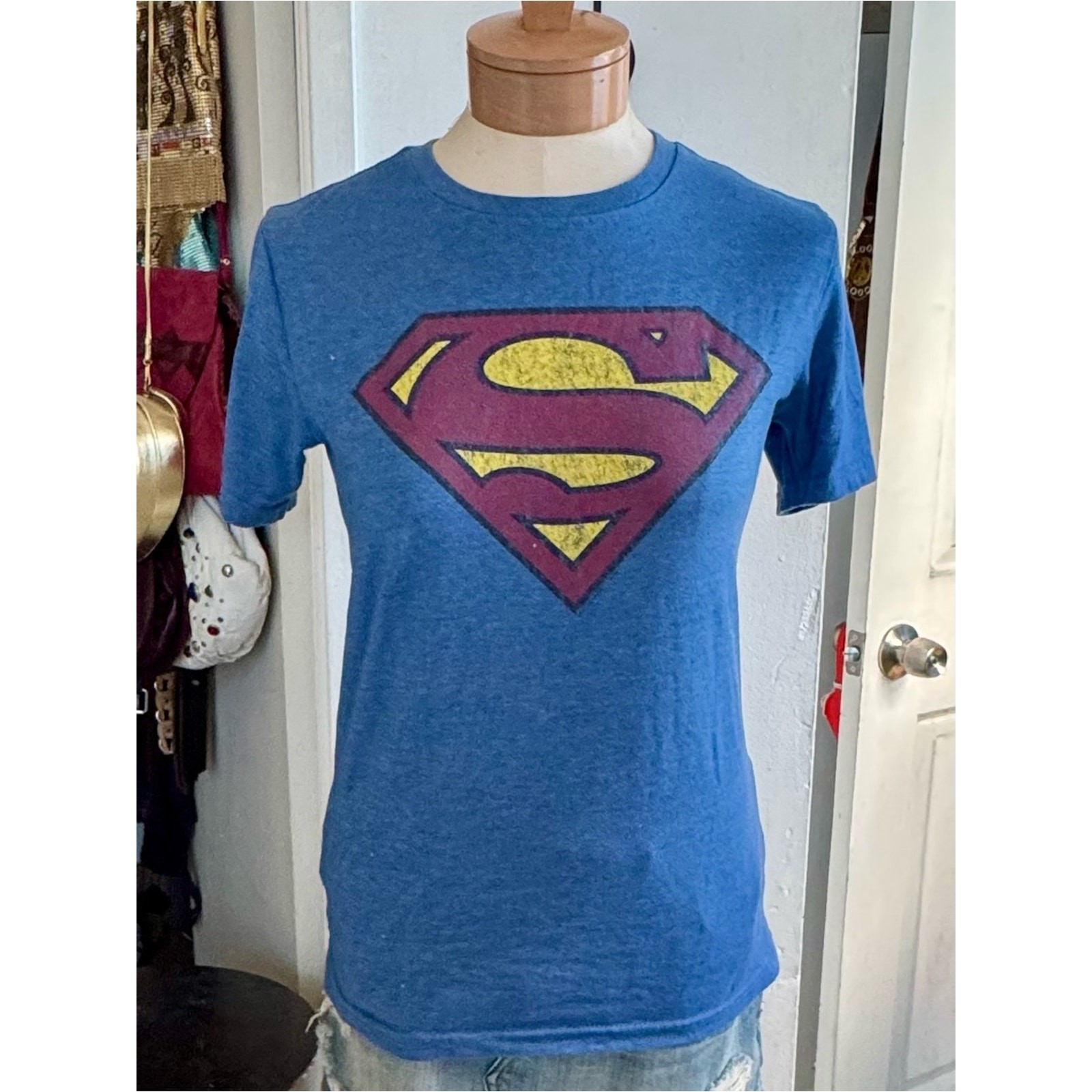 Superman graphic tshirt old navy XL S M DC comics tee marvel Chaser junk food