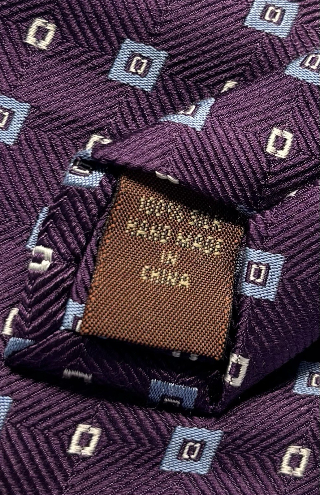 Tasso Elba Hand Made Silk Tie Purple Plum Geometric Blue Diamond Over 60 X 3.75