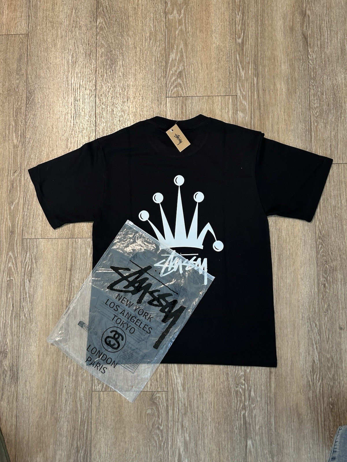 Stussy Men’s S Black Crown Logo Graphic Crew Neck Short Sleeve Tee