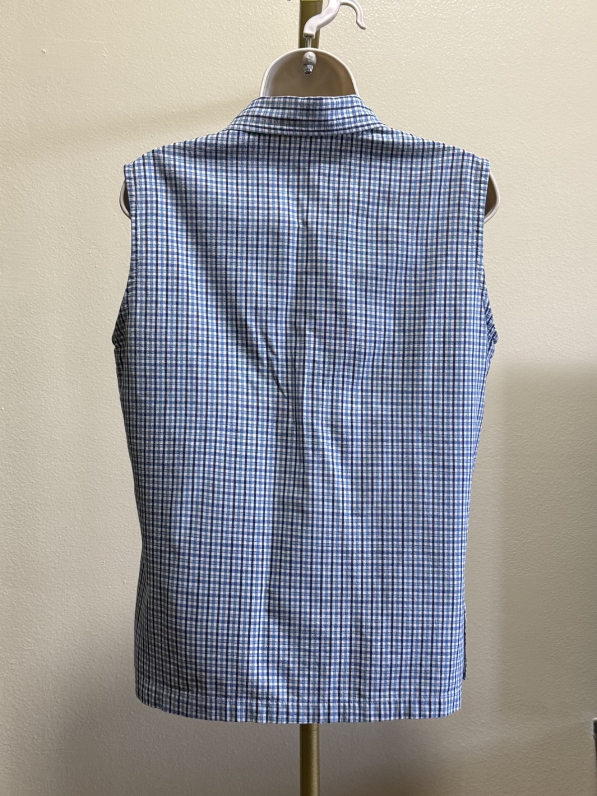 Vintage Y2K Embroidered flower pattern Shirt Women’s Large Sleeveless ButtonUp