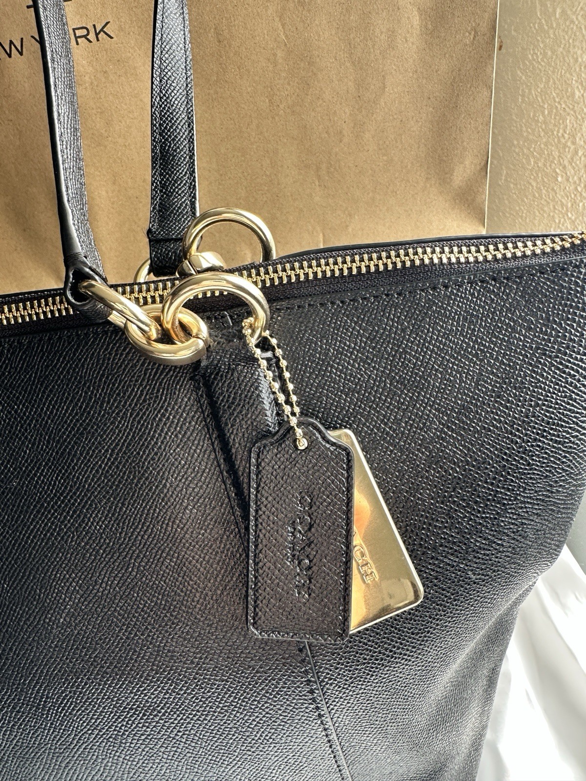 COACH Ava Tote Crossgrain Leather black woman