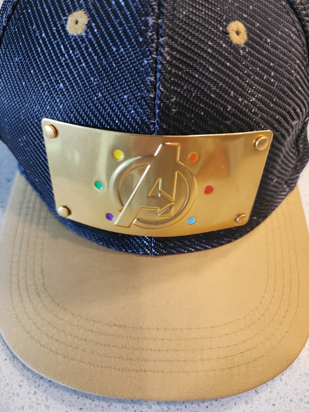 Marvel Avengers Infinity War Disney Store Hat Black Gold Plate Skull Form Fit