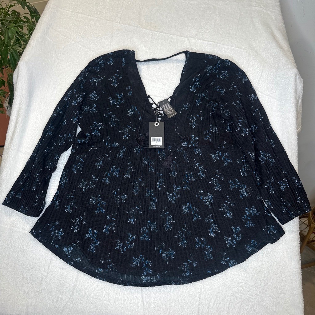 Prairie Boho Lucky Brand Black Blue Floral Crinkle Gauze Lace Up Peasant Top XL