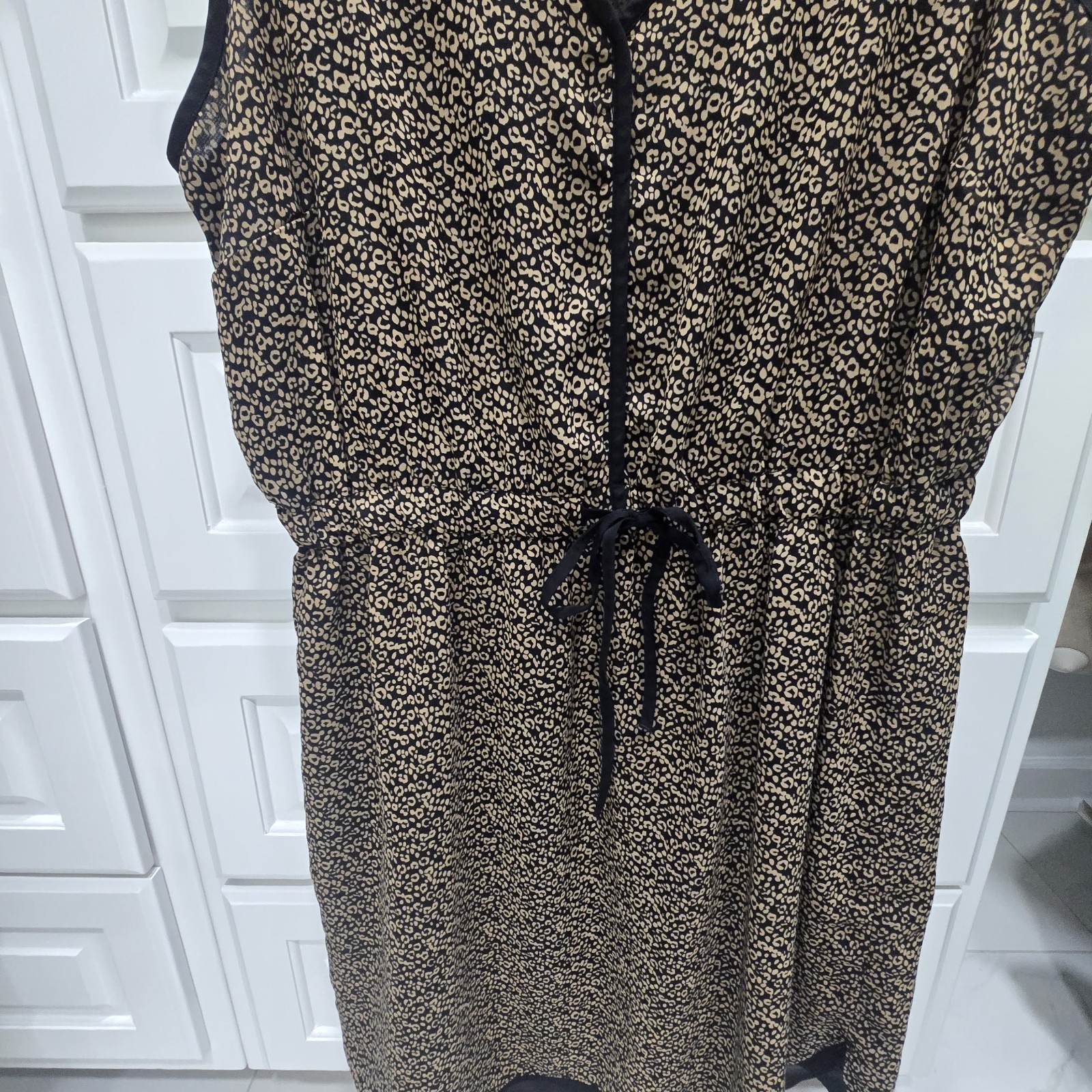 ANA A New Approach Black Tan V Neck Animal Print Sleeveless Empire Waist Dress 8