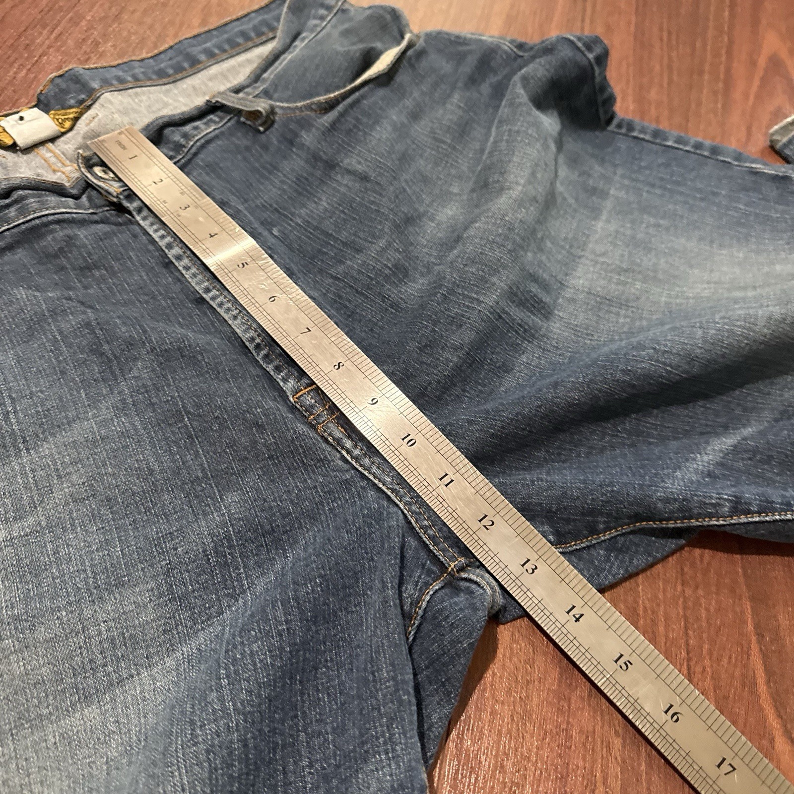 Lucky Brand Men Size 36 Straight Fit Blue Denim Jeans Cotton Logo 5Pocket Design