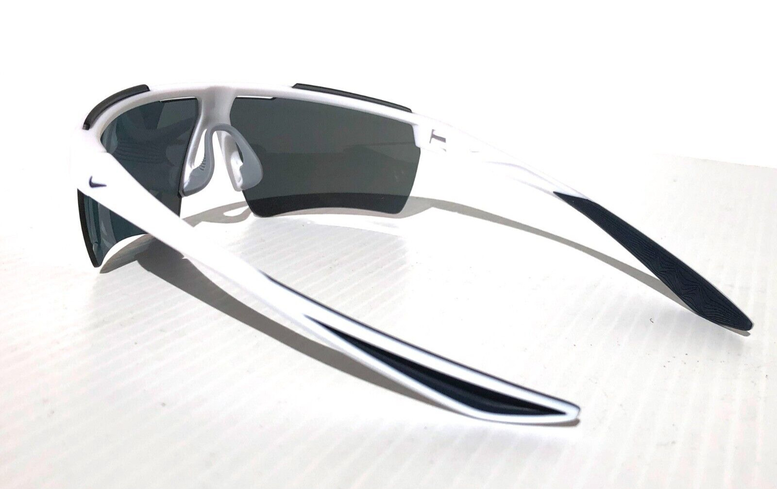 Nike WINDSHIELD ELITE 20 White Navy Frame Field Tint Sunglass CW1167 103