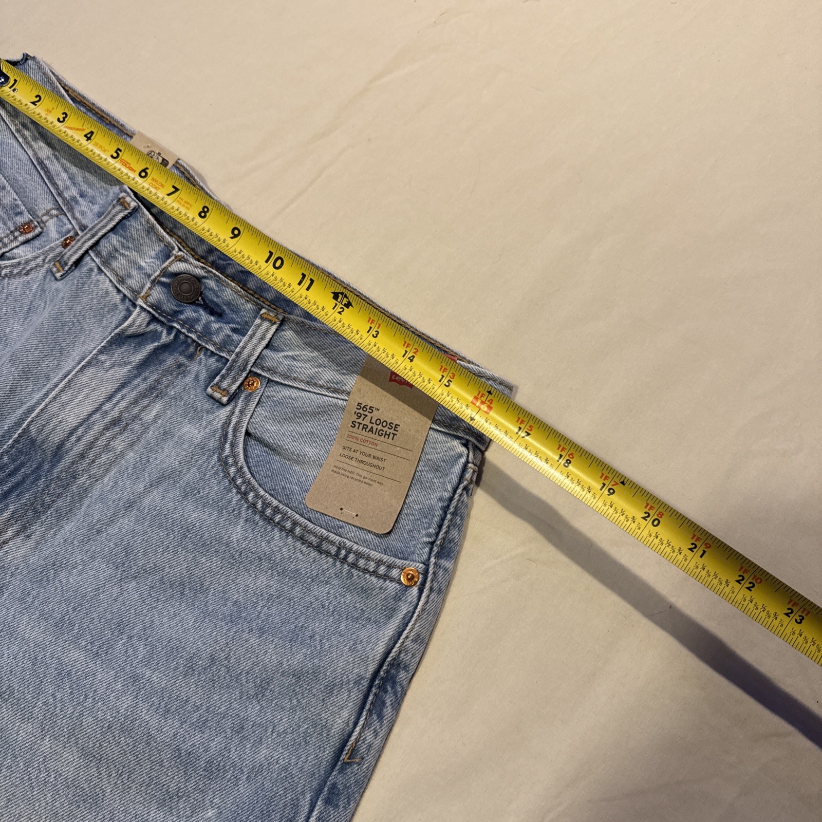 Levi’s 565 Jeans Mens 32×30 Light Blue Wash Loose Straight 97 Denim Fit