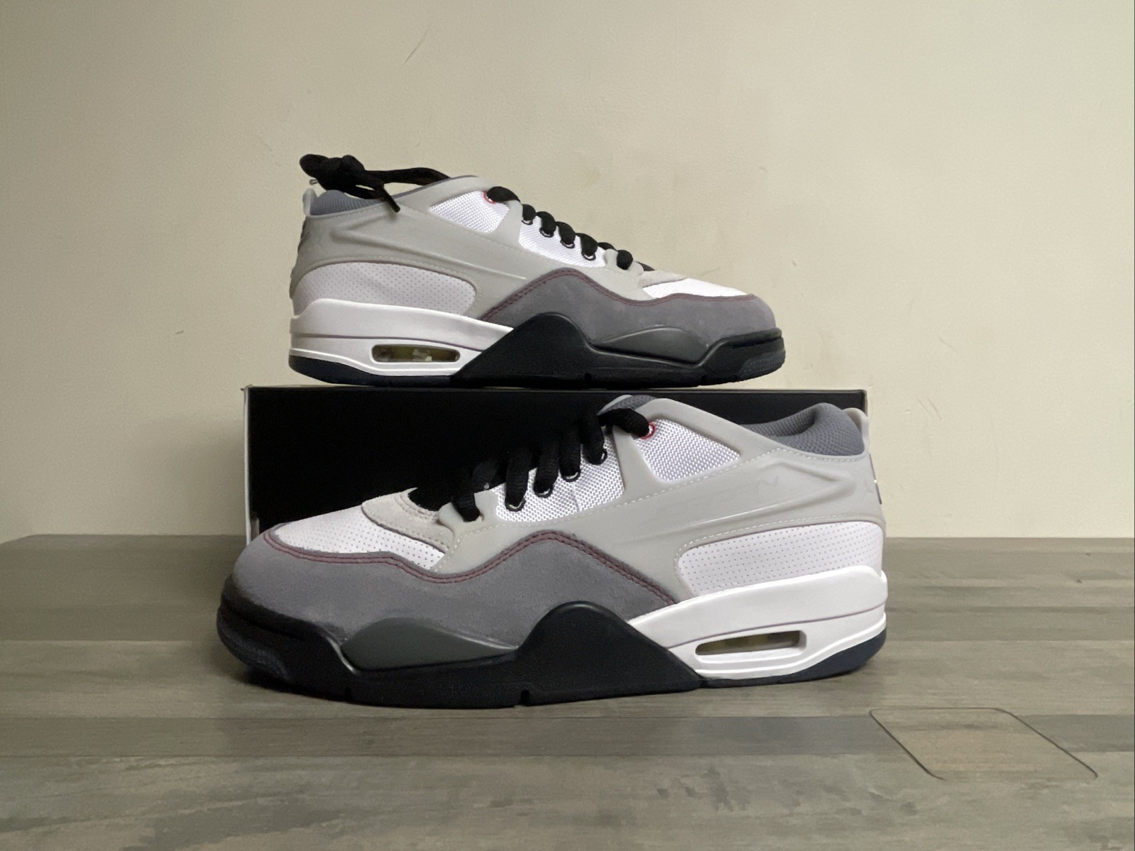 Nike Air Jordan 4 RM Premium White Black Smoke Grey IB8052-100 Men’s Size 11 NEW