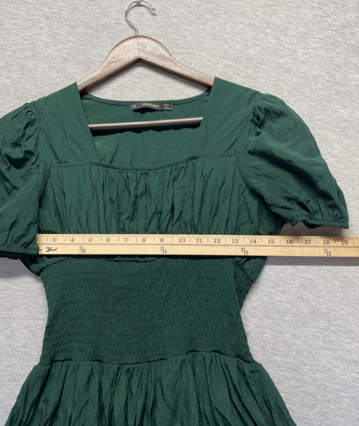 Hesperus Tiered Fit & Flare Dress Womens Medium Green Square Neck Smocked Waist