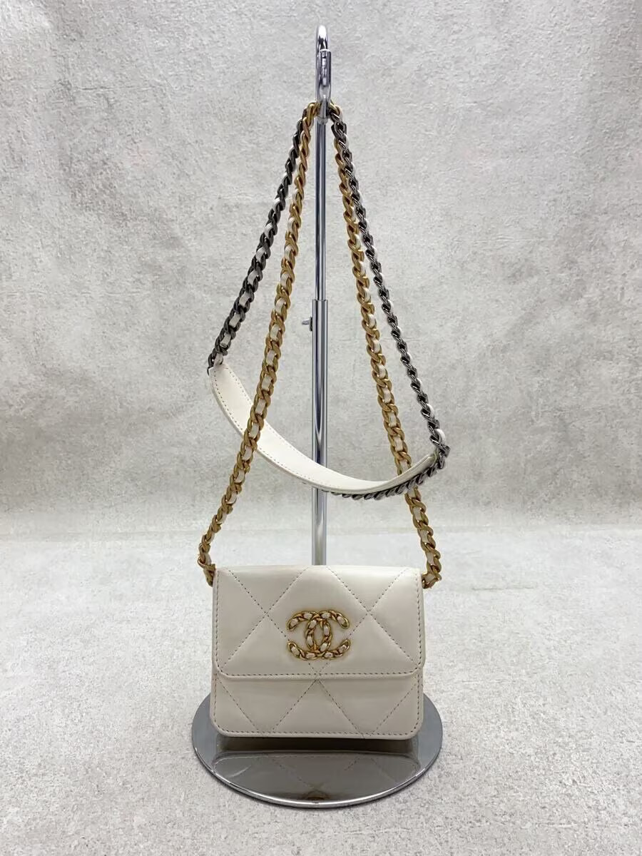 CHANEL Chanel 19 Mini Matelass Stains Scratches Discoloration Present Shoulder B