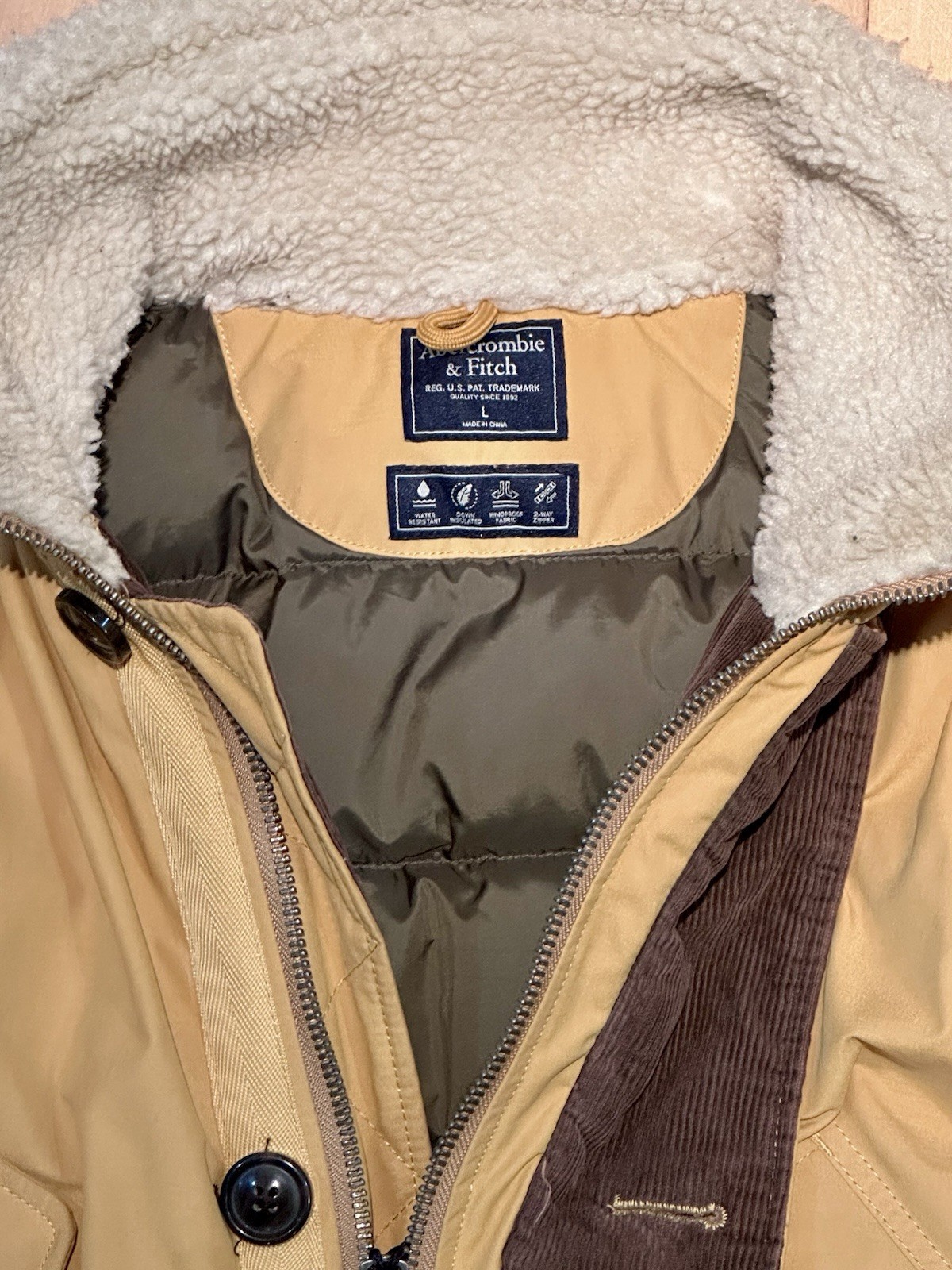 Abercrombie & Fitch Men’s L Down Parka Yellow Heavy Winter Coat Faux Fur Hood