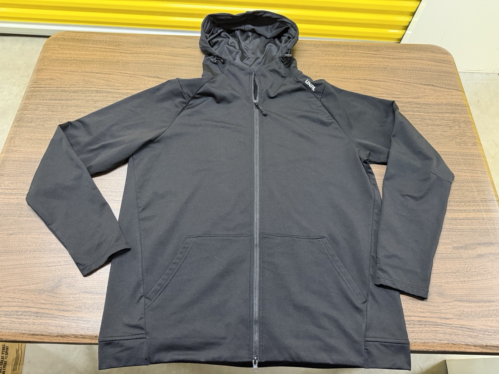 UNRL Men’s Black Long-Sleeve Hoodie Sweatshirt – XL
