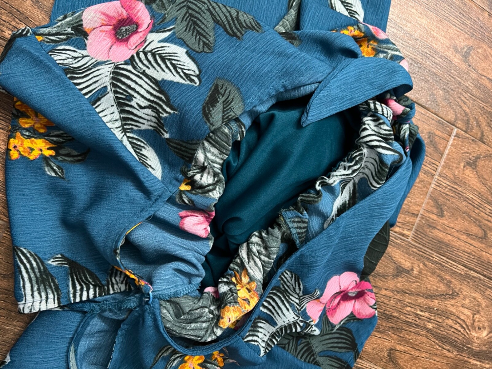 CHARLOTTE RUSSE DRK TEAL FLORAL TIE FRONT TROPICAL HIGH WAISTED JUMPER ROMPER XS