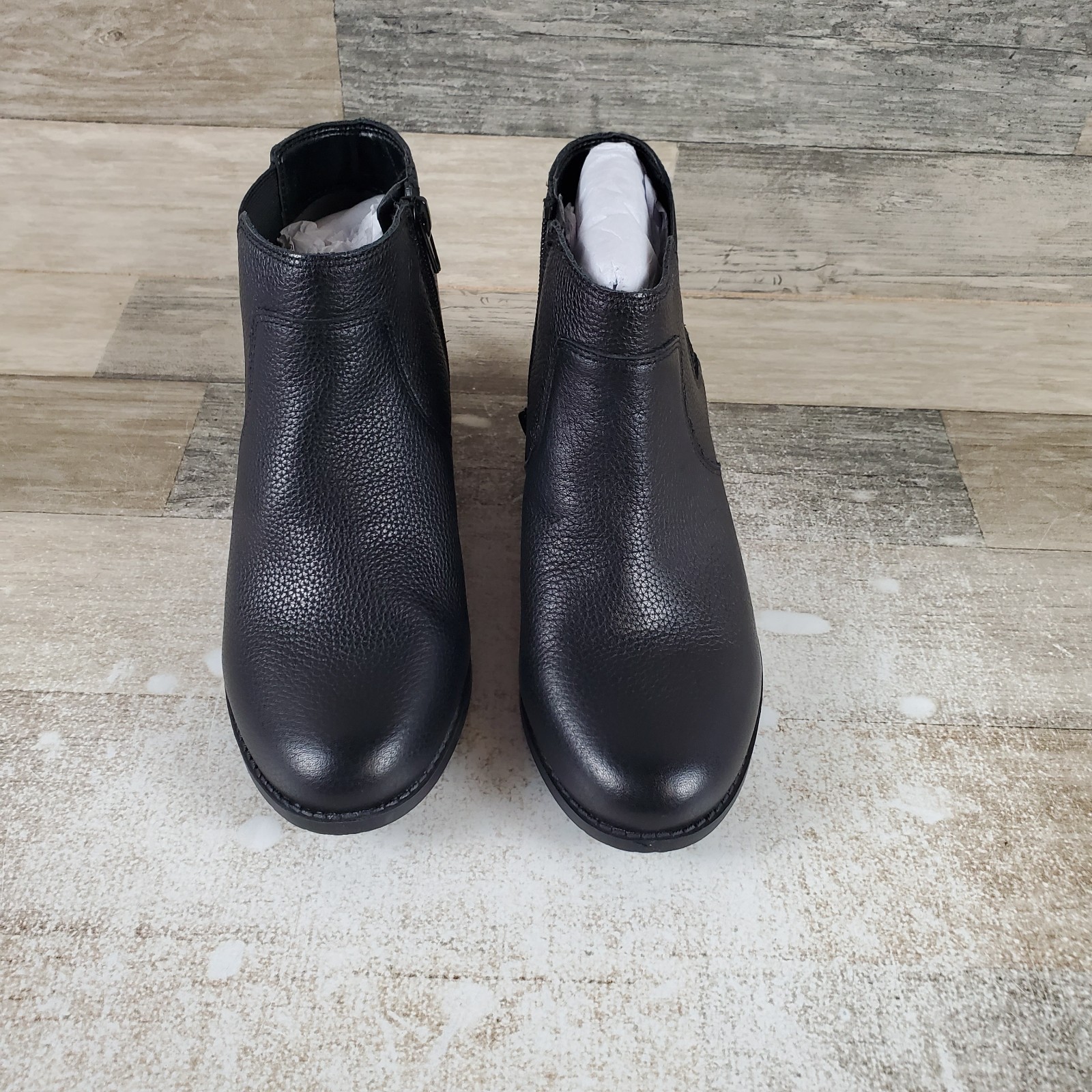 Vionic Finn Womens Booties Sz 5 Black Leather Side Zip Elastic Gore Ankle Boots