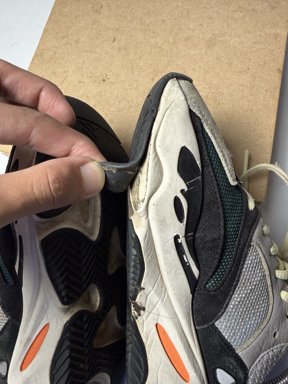Adidas Yeezy Boost 700 Wave Runner Gray Sneakers Mens Size 4 Used BEAT