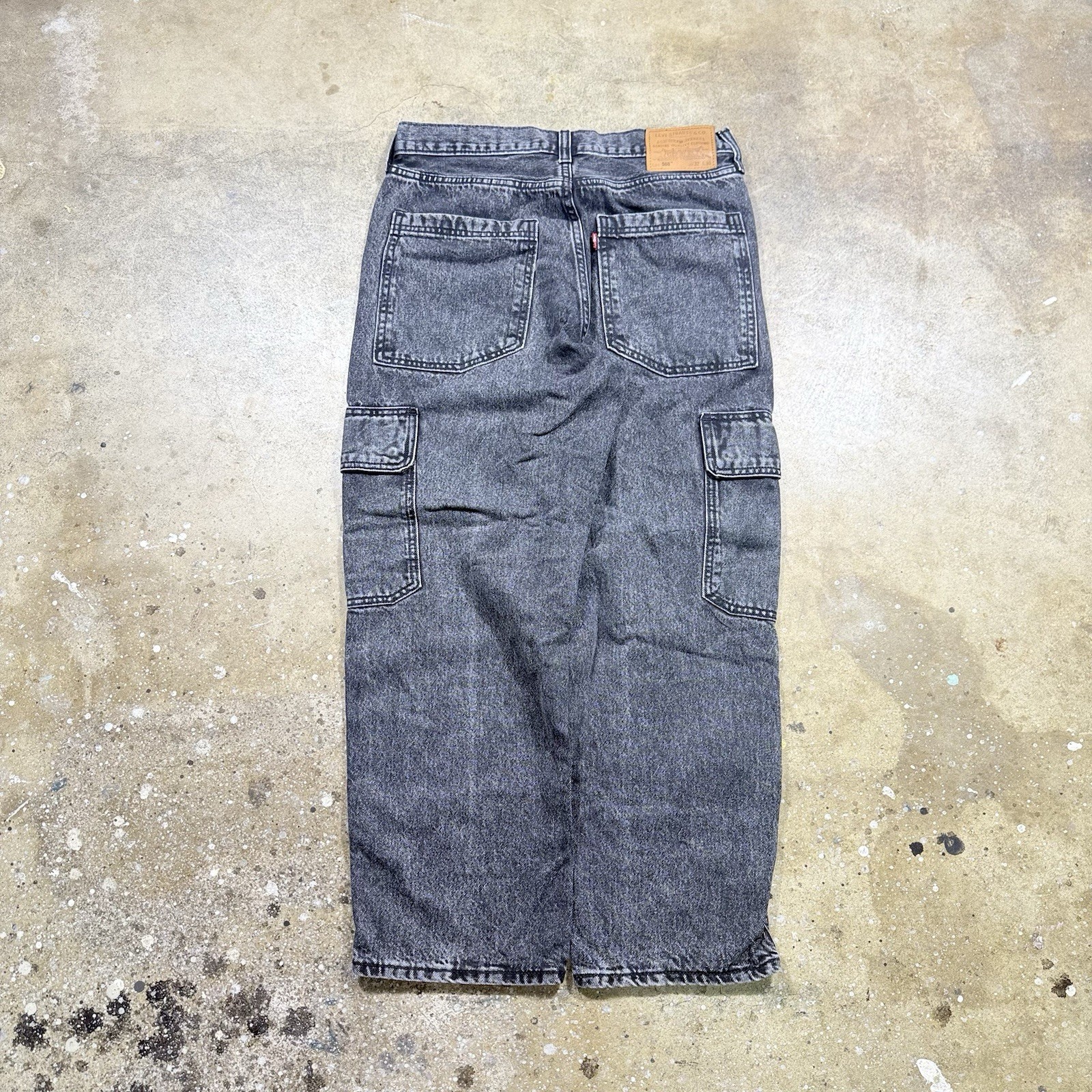 Levi’s Premium Lot 568 Stonewash Black Baggy 32×30 Cargo Jeans Mens Loose Fit