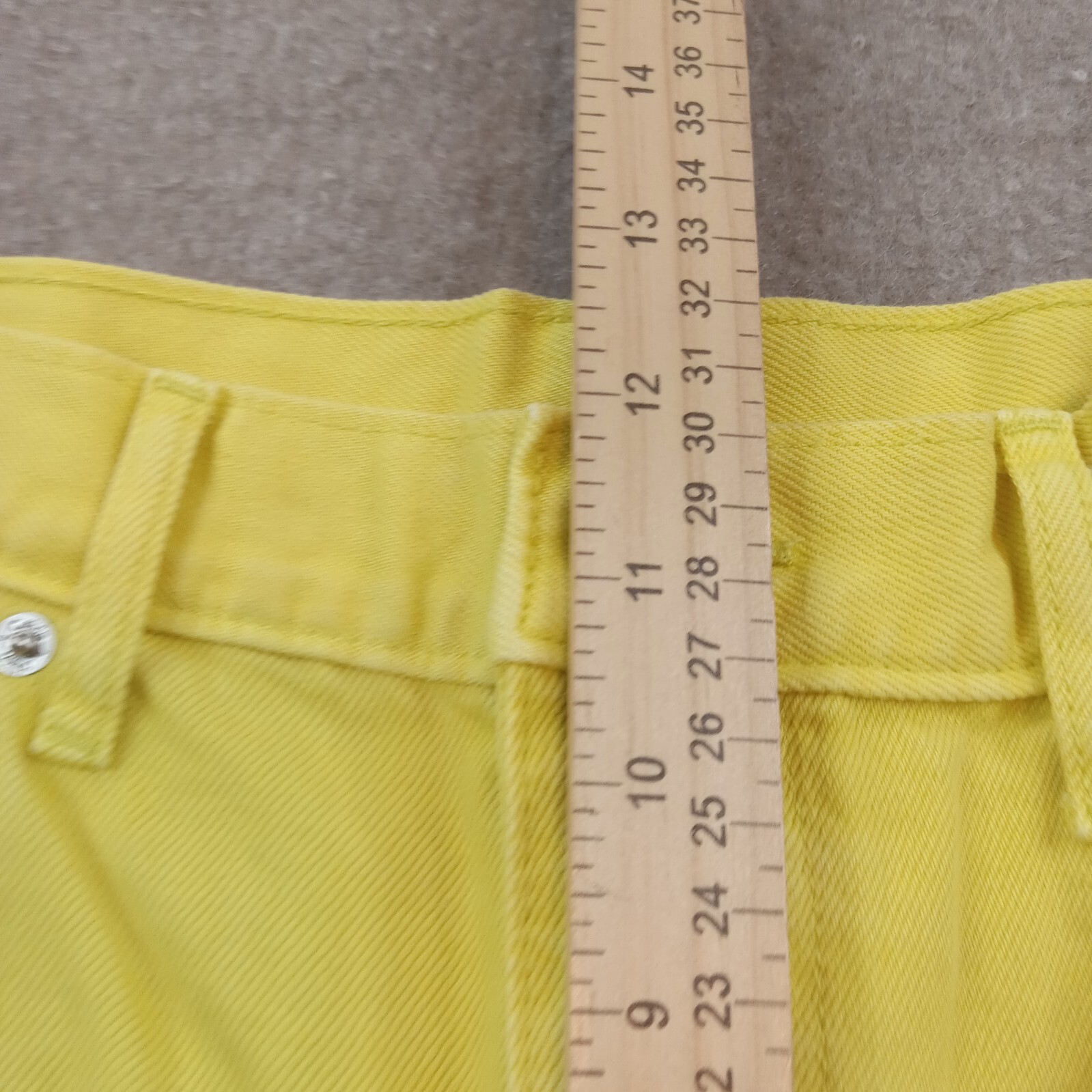 Calvin Klein Jeans Mens 31 (33x28Actual) Yellow Denim Straight Leg Casual