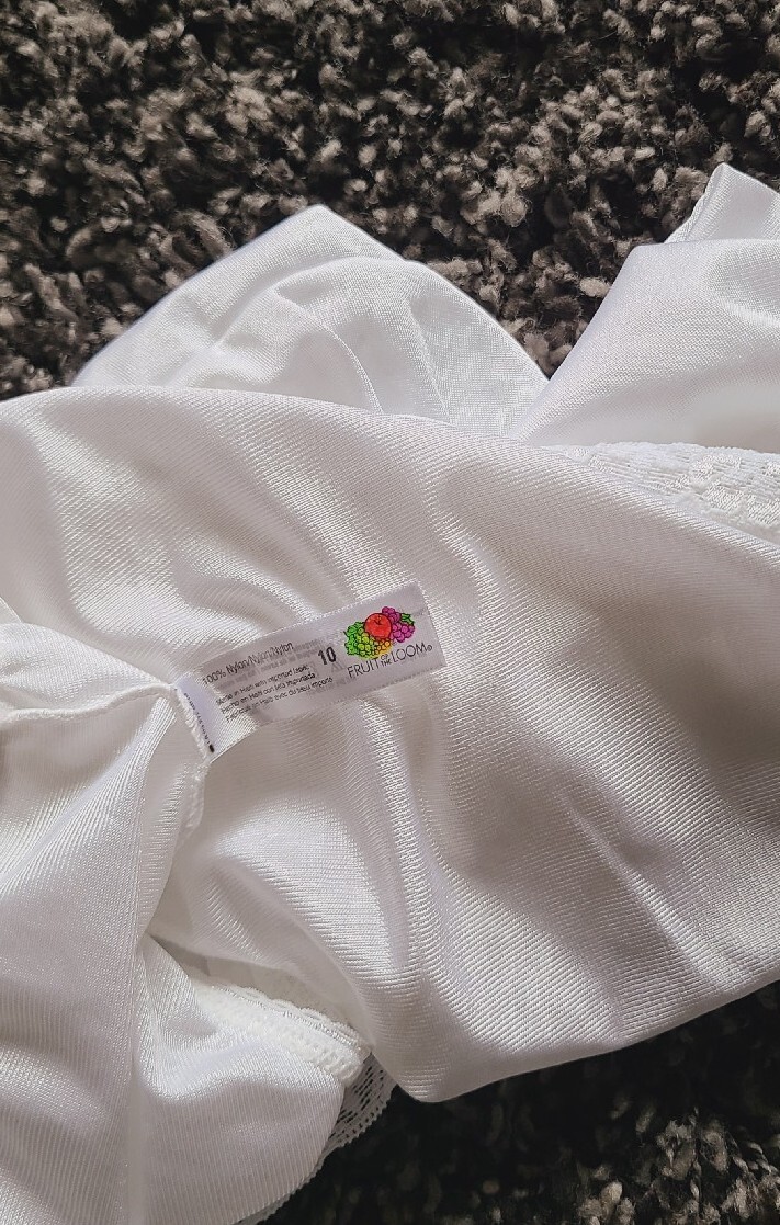 Vintage Fruit of the Loom 100% Nylon Panties Size 6 Wide Lace