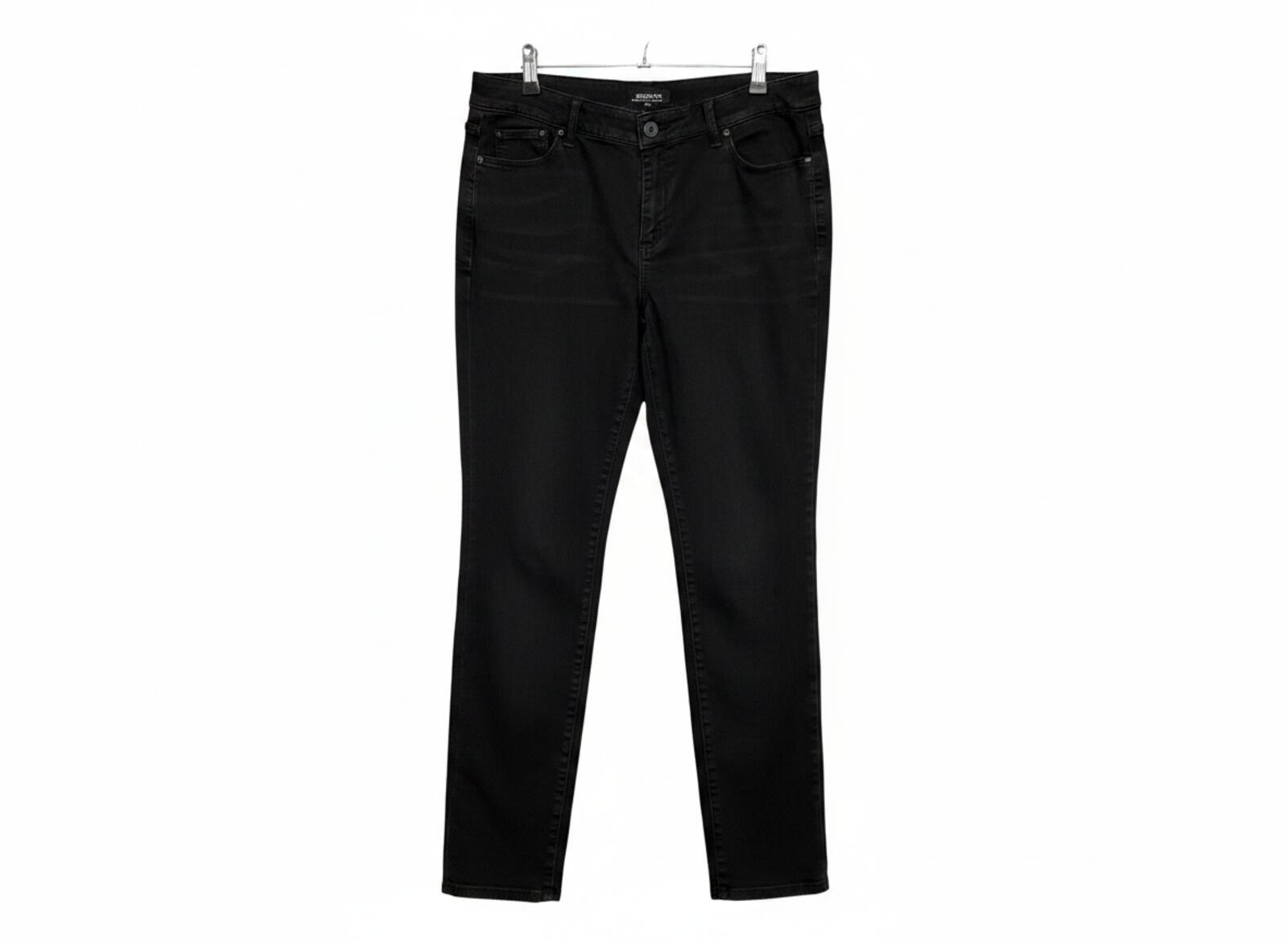 Chico’s Black Jeggings (1.5 / US 10)