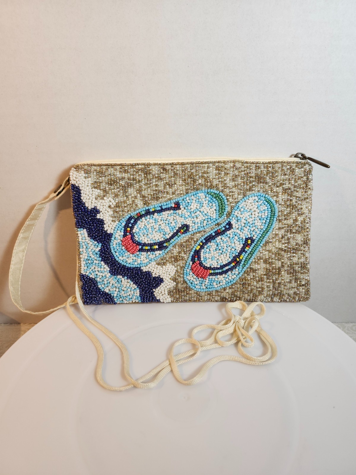 BAMBOO TRADING HAND BEADED BEACH FLIP FLOP CLUB BAG CELLPHONE CROSSBODY WRISTLET