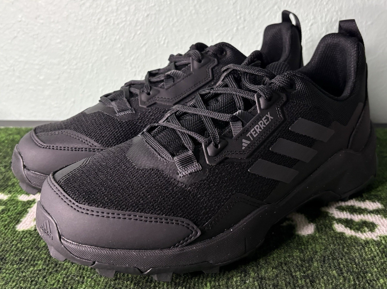 US Men’s 9 – Adidas TERREX AX4 “Black Carbon” HP7388, Hiking Shoes
