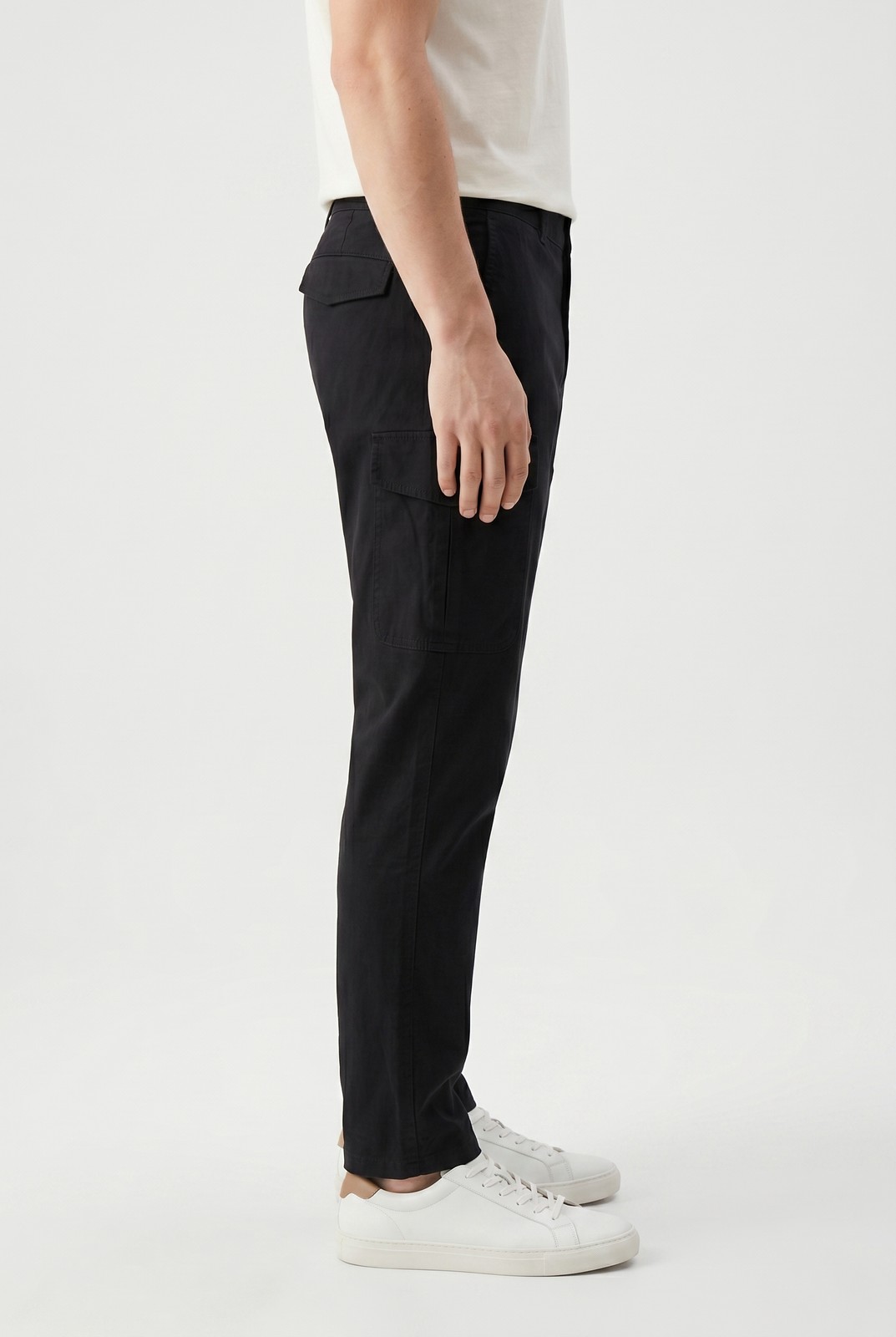 BRUNELLO CUCINELLI MEN’S BLACK COTTON CARGO TROUSERS MSRP $1075