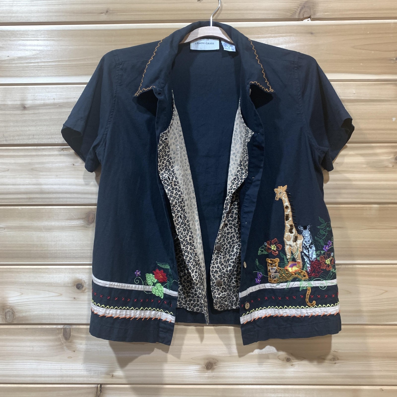 Lemon Grass Shirt Womens Small Black Embroidered Safari Animals Layered Top