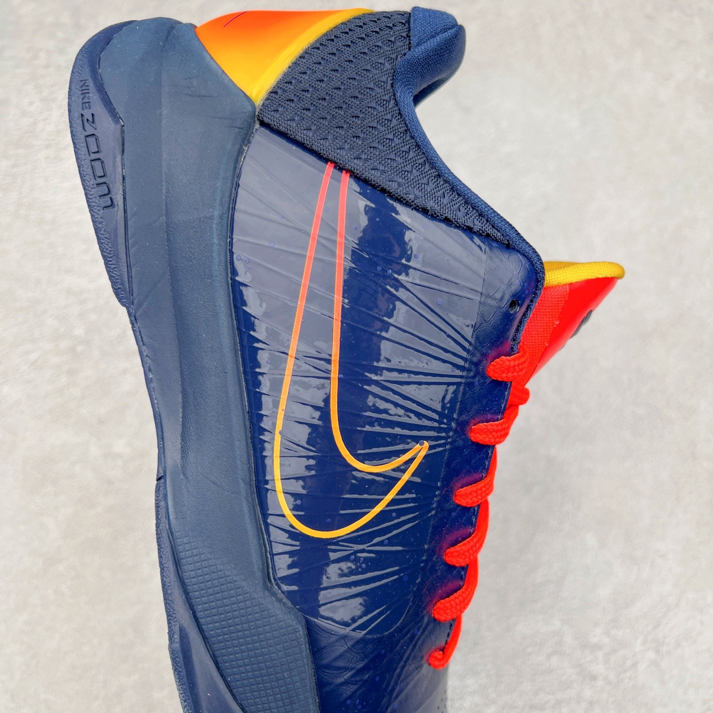 New NK Caitlin Clark x Kobe 5 Protro “Indiana Fever” IM3207-400 Athletic Shoes