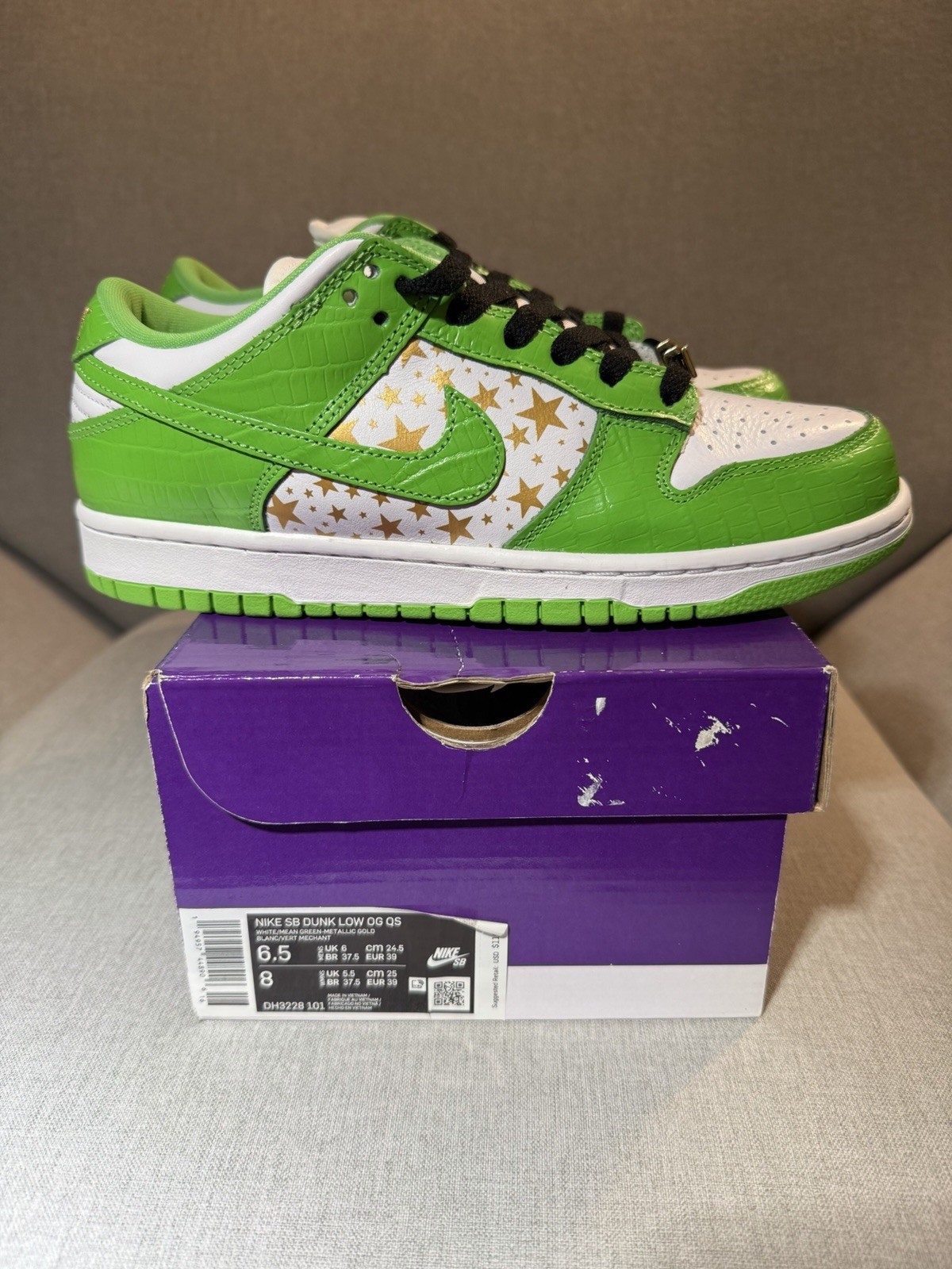 Nike SB Dunk Low OG QS Supreme Mean Green DH3228-101 – Size 6.5 M / 8.5 W