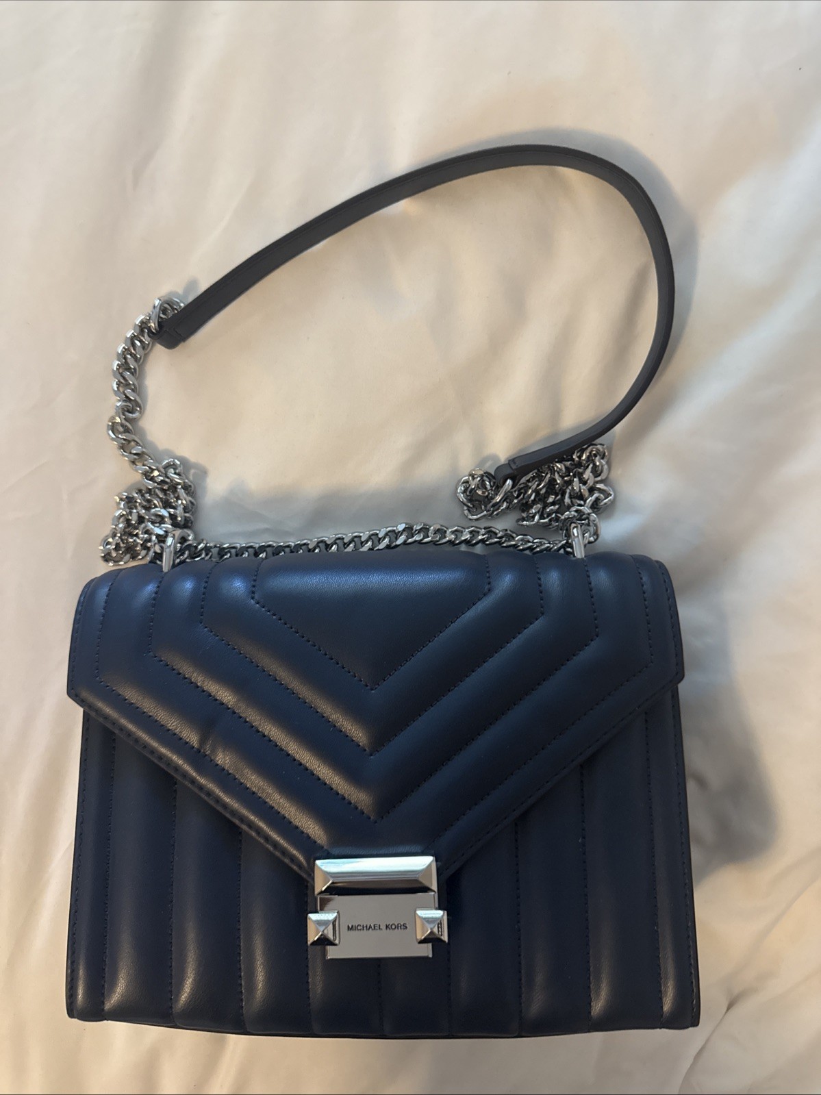 Michael Kors Whitney Quilted Tote Bag in Navy – Elegant Chain-Strap Shoulder Bag