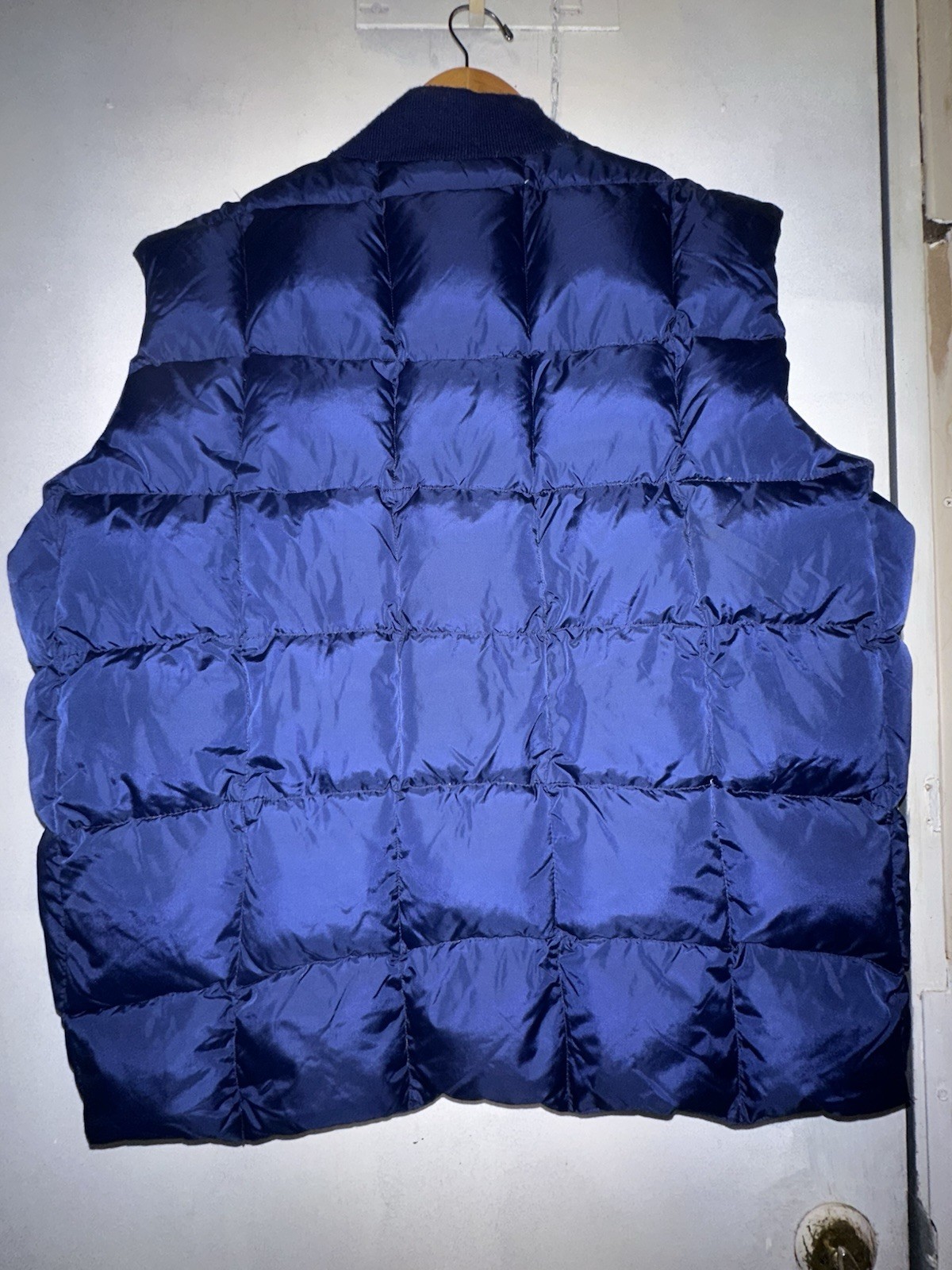 Cabela’s Men’s Blue Goose Down Insulated Vest, Stand-Up, Full Zip, L 44″