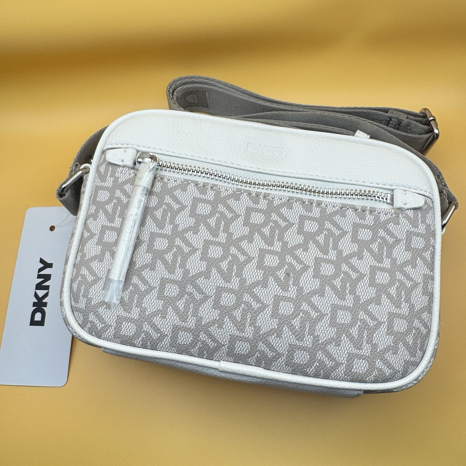 DKNY Camera Crossbody Bag Marshmellow White/Beige NEW