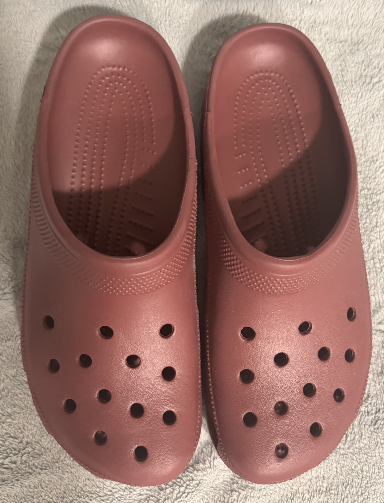 Croc Men’s Sz 11. Shoes Classic Slip On Water Sandals missing Strap