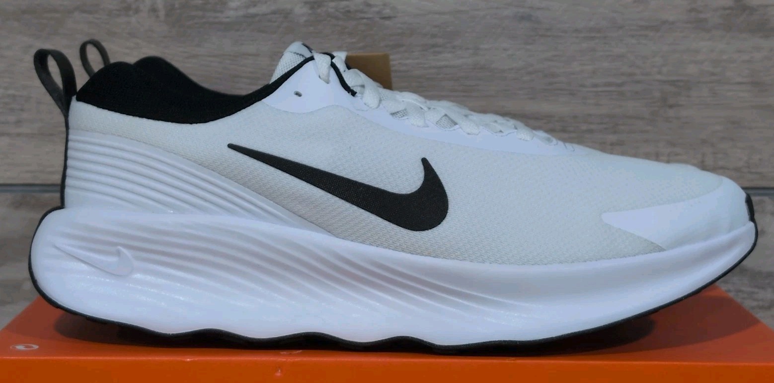 Nike Mens Shoes Size 15 Promina White Black NWT