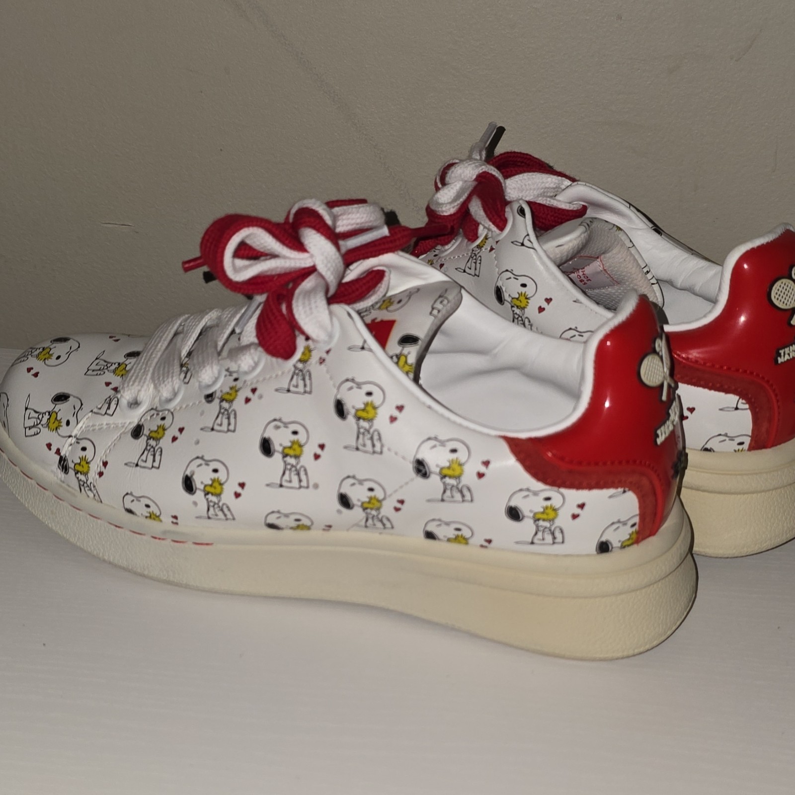 Marc Jacobs The Tennis Shoe x Peanuts Snoopy Woodstock Leather White/Red