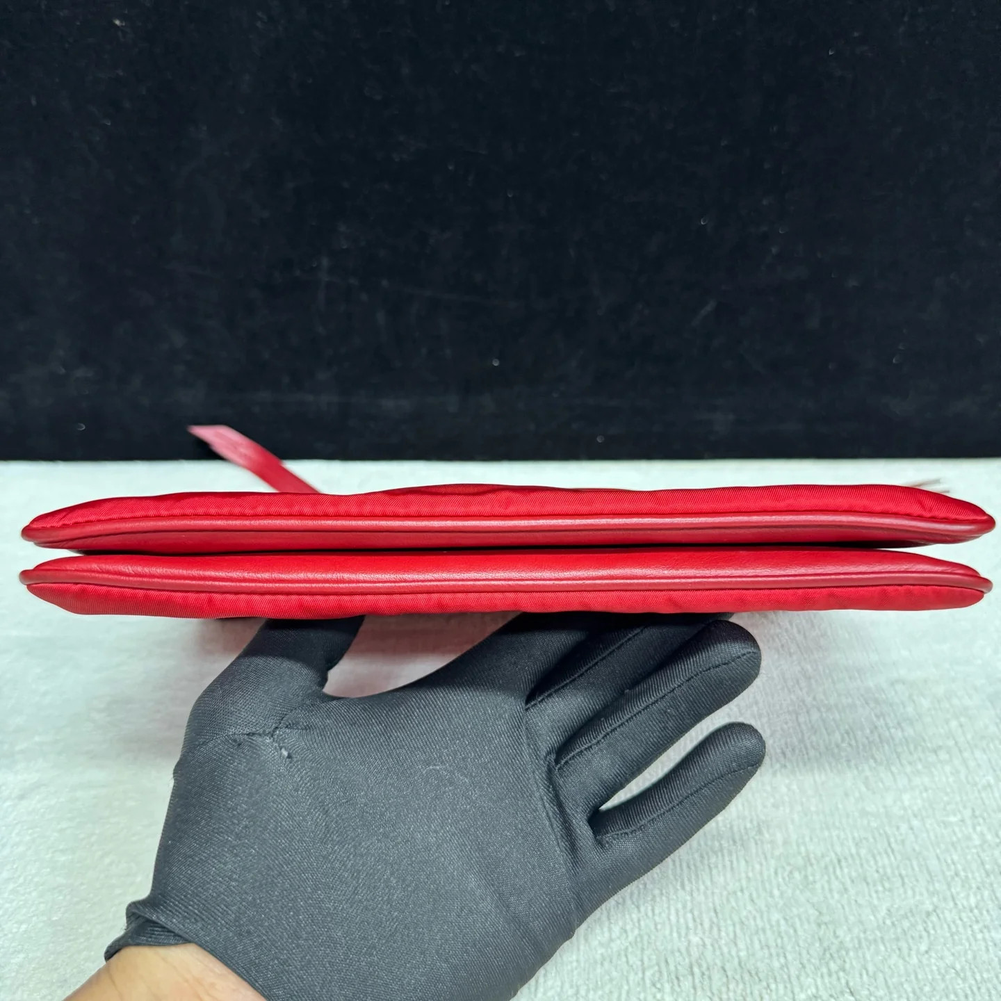 Prada Clutch Red Tessuto Nylon Calfskin (zs051826b5r)