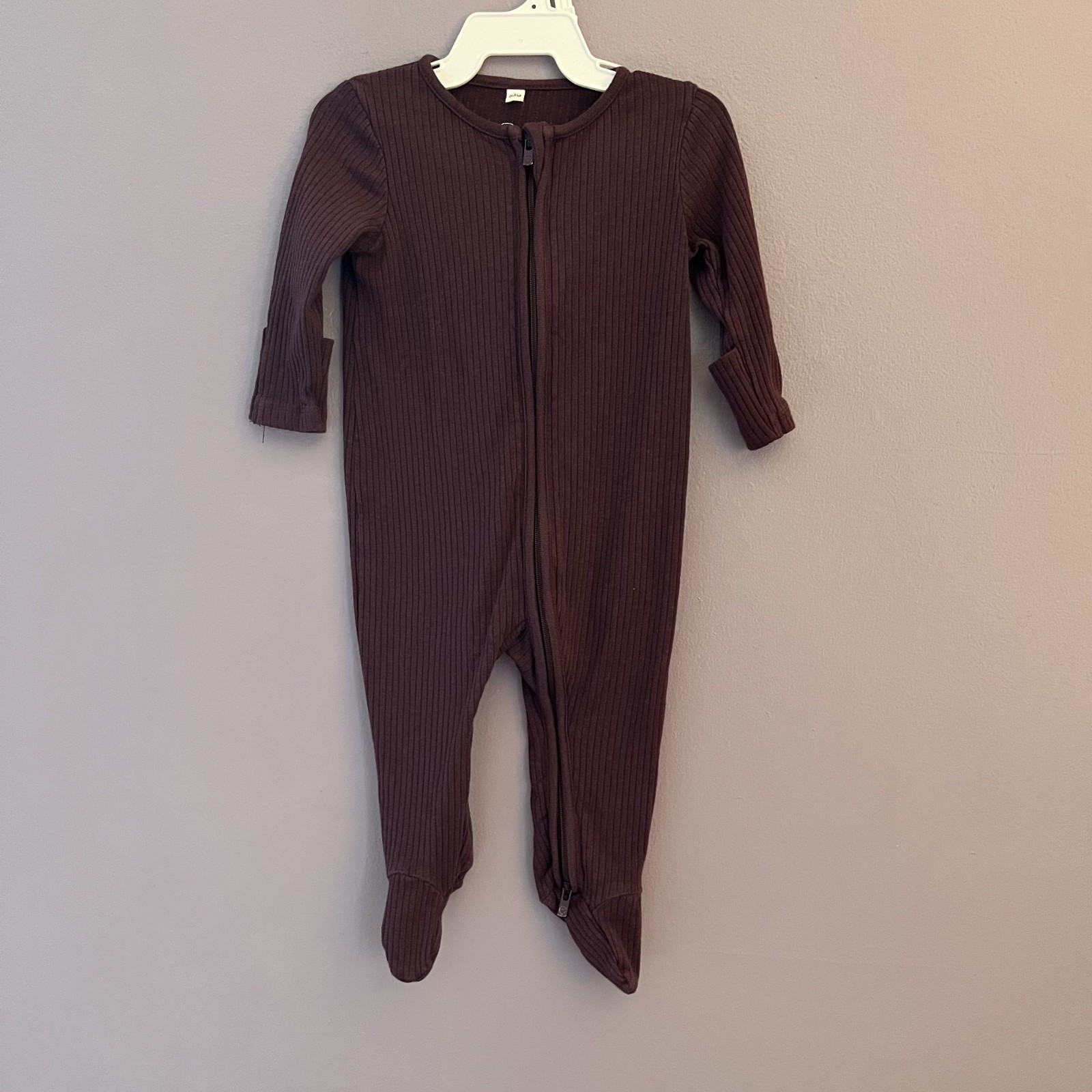 MORI Baby 0m Ribbed Clever Zip Baby Pajamas Gender Neutral in Berry
