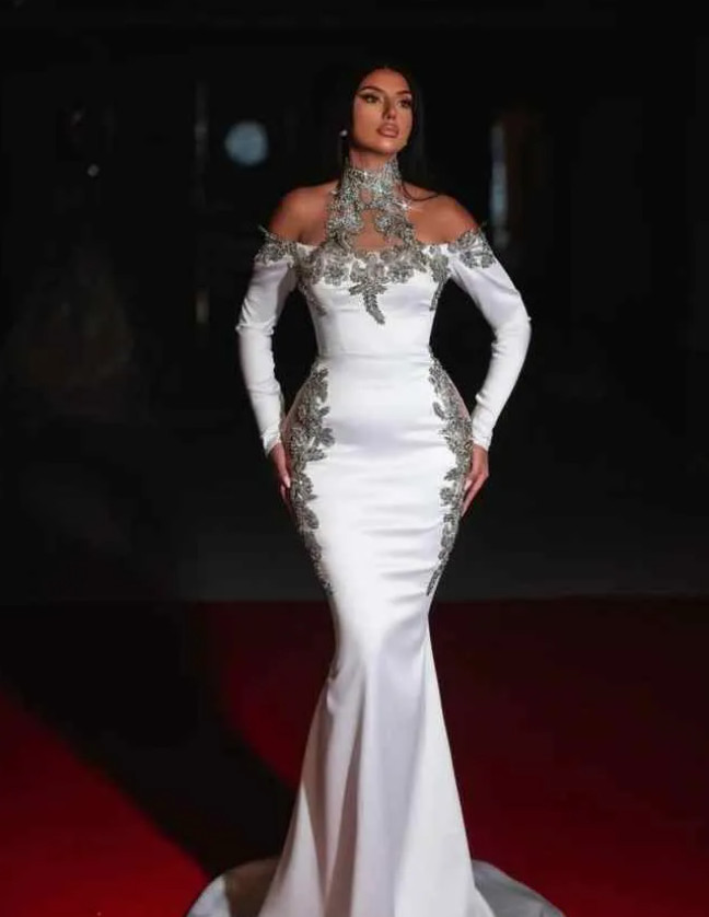 Classic Mermaid Wedding Dress High Collar Long Sleeves Bridal Gowns Appliques