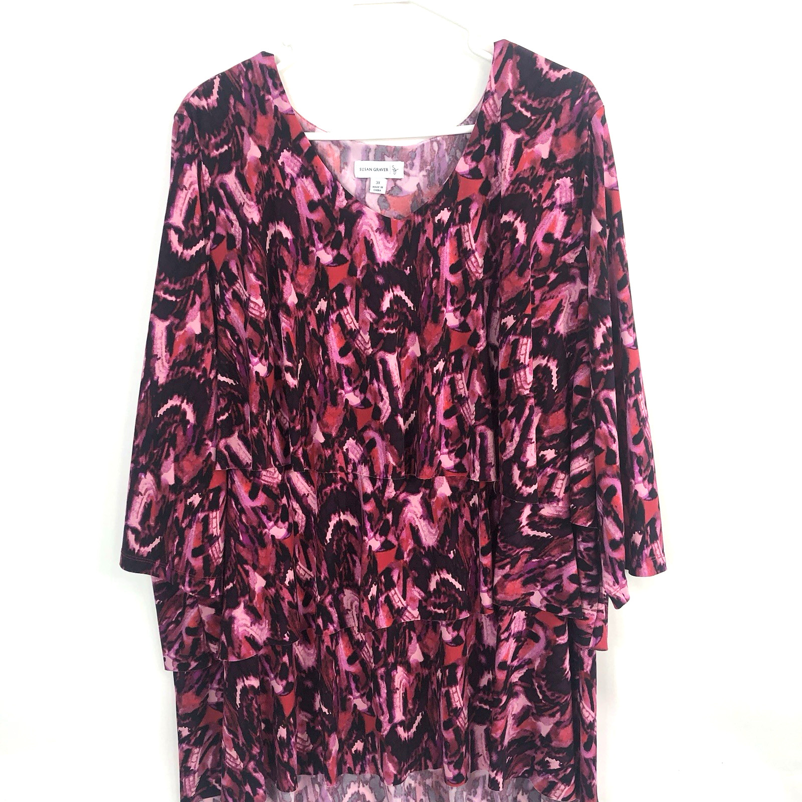 Women’s Susan Graver Burgundy Pink Red Abstract Print V-Neck 3/4 Sleeve Blouse