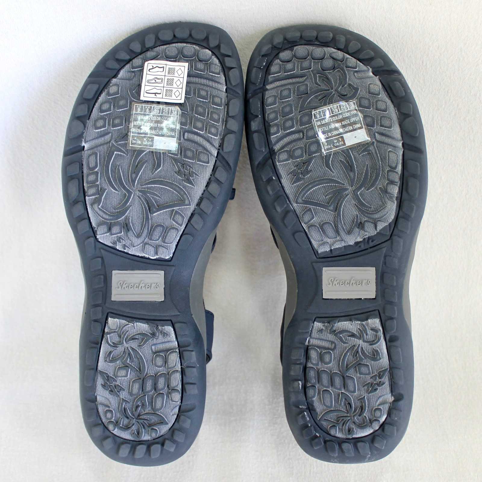 Skechers Reggae Slim Stretch Slinky Sandals Womens Size 9 Navy Silver Strappy