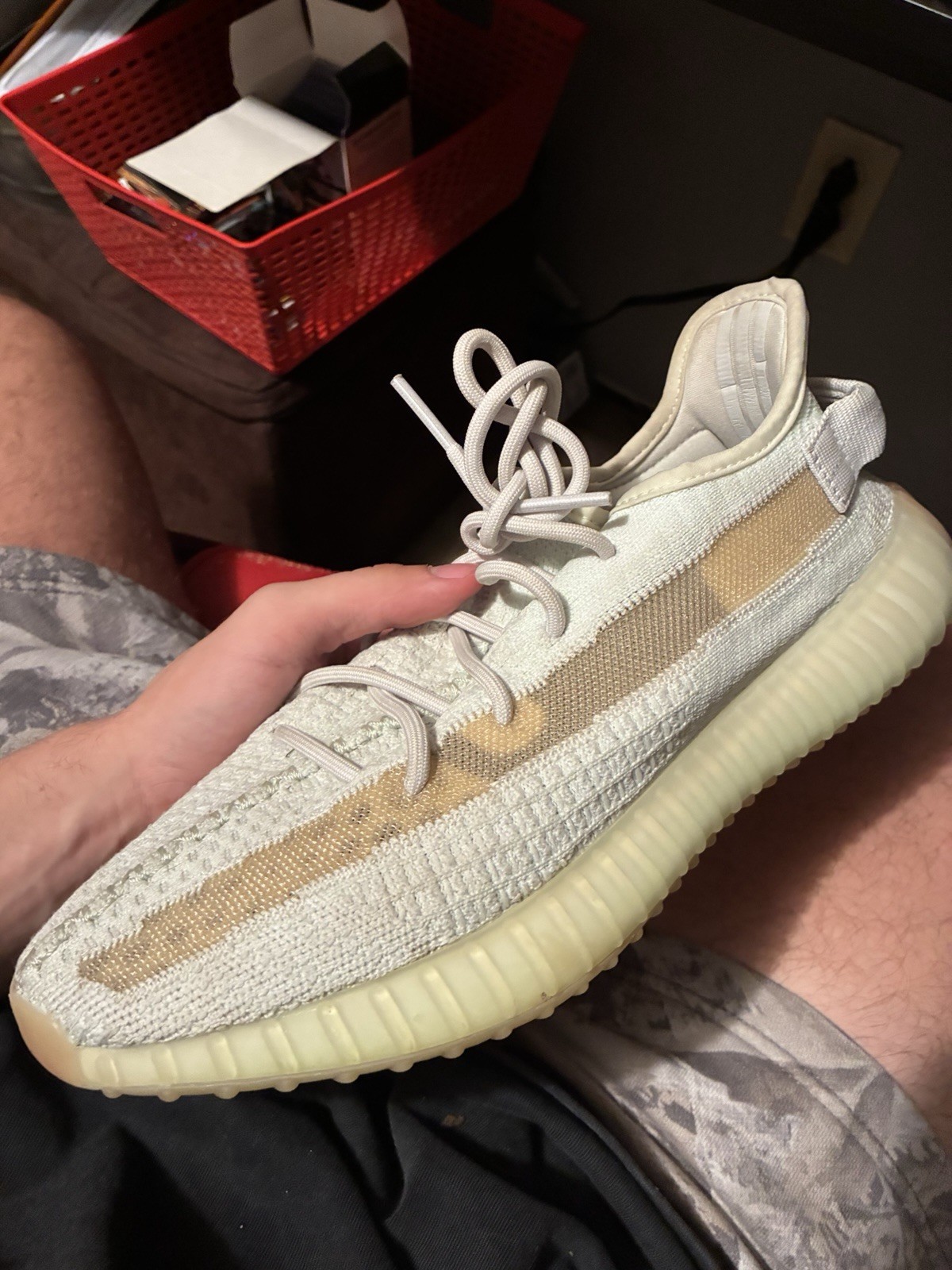 adidas Yeezy Boost 350 V2 Hyperspace Low Top Primeknit Sneaker EG7491