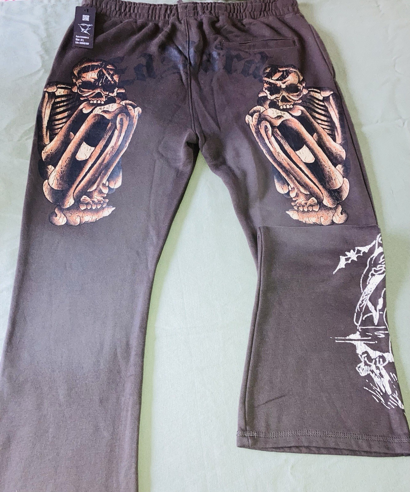 BRAND NEW! Ed Hardy Men’s Gray XL Sweatpants Drawstring Skull Graphic