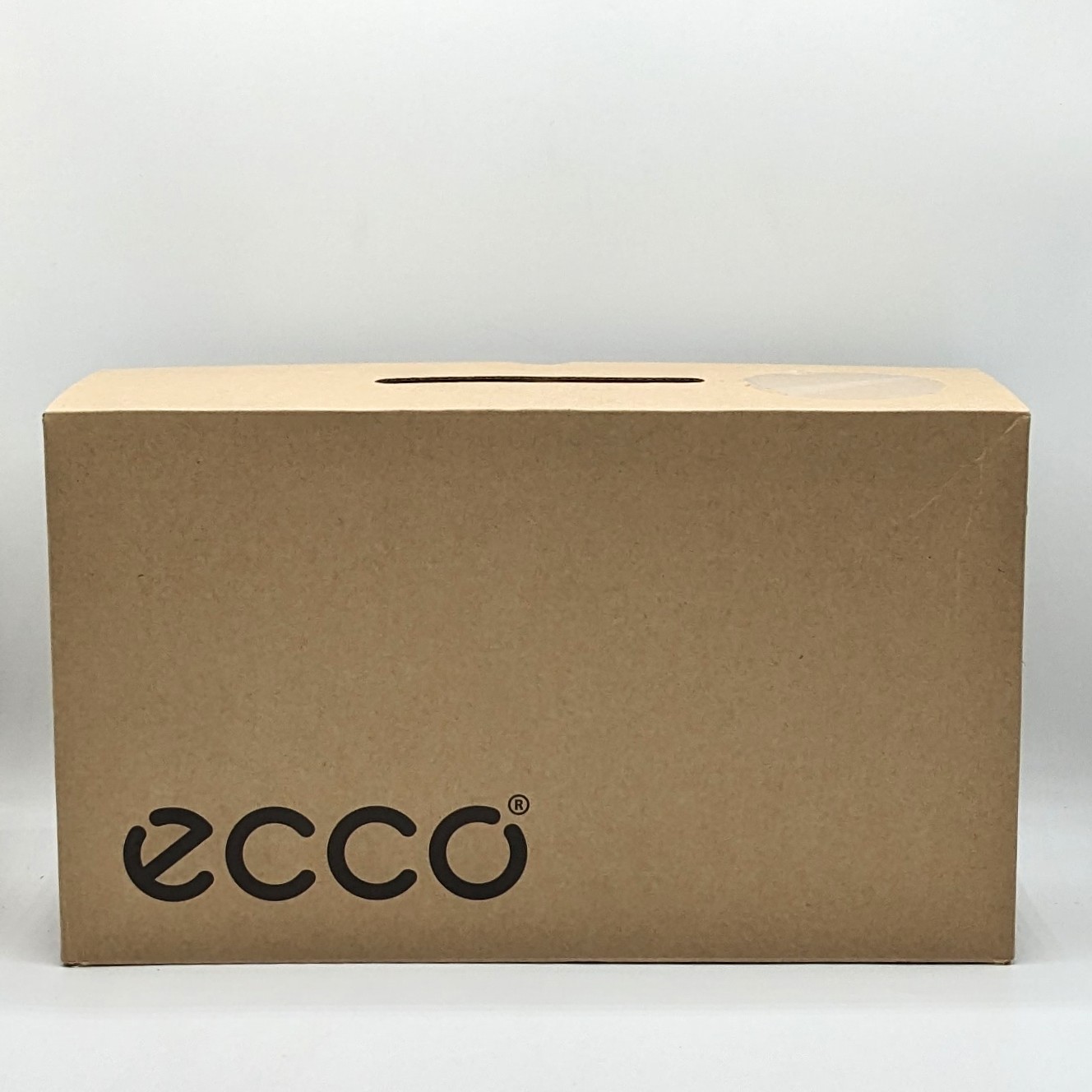 ECCO “Soft 7” Men’s Scandinavian/Contemporary Design Black Leather Sneaker NEW