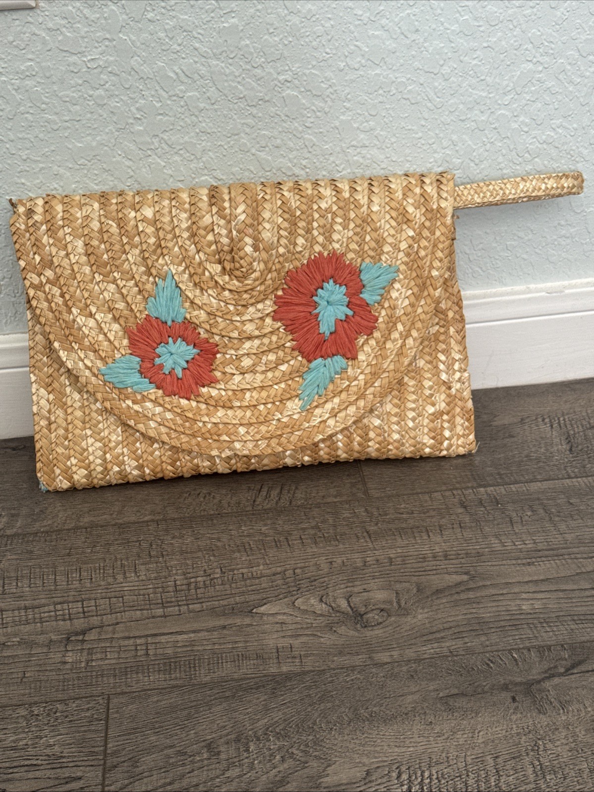 Woven Straw With Embroidered Flowers Snap Close Wristlet