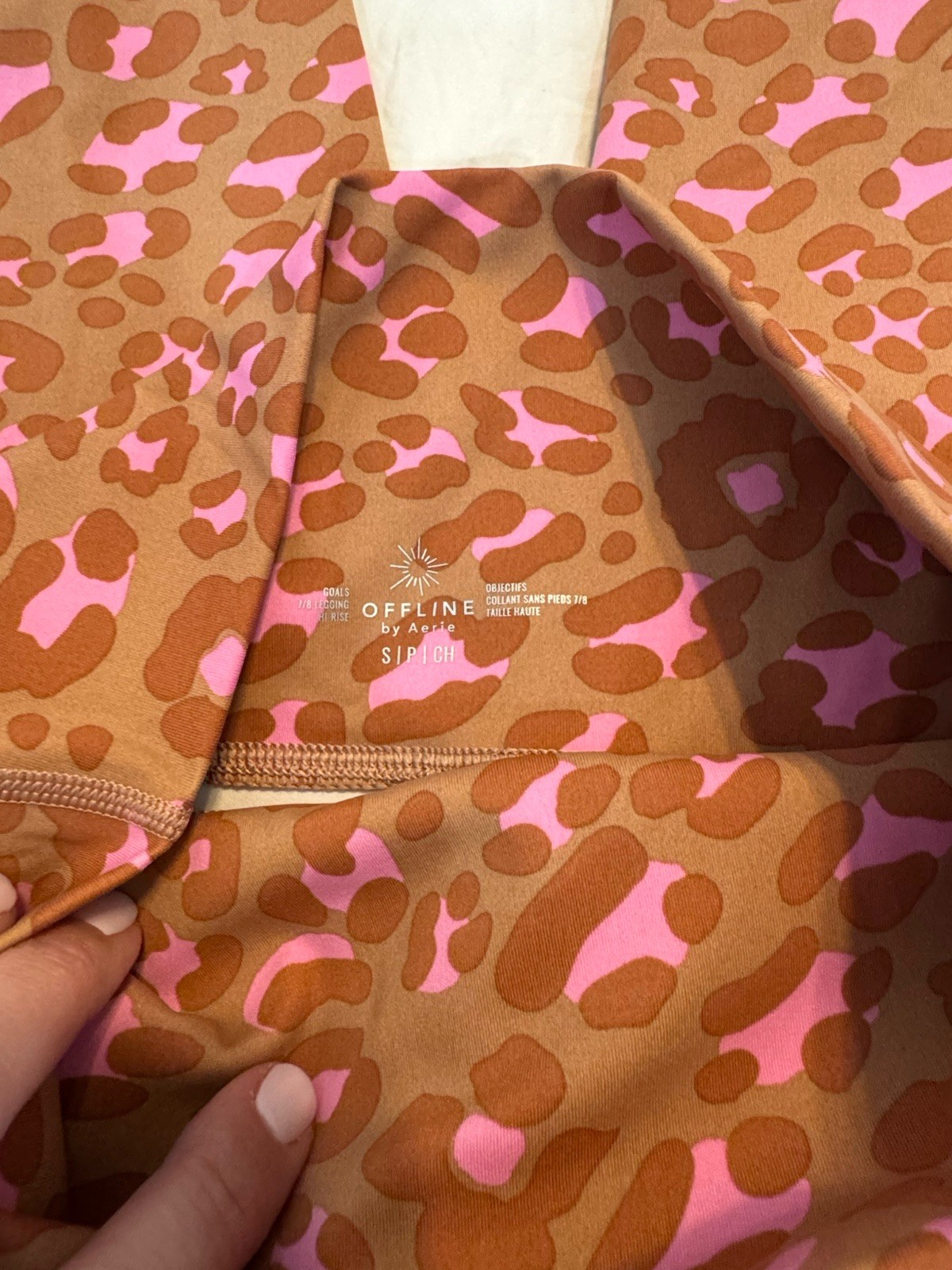 Offline By Aerie Women’s 7/8 Leggings Fun Animal Print Size Small Any Season EUC