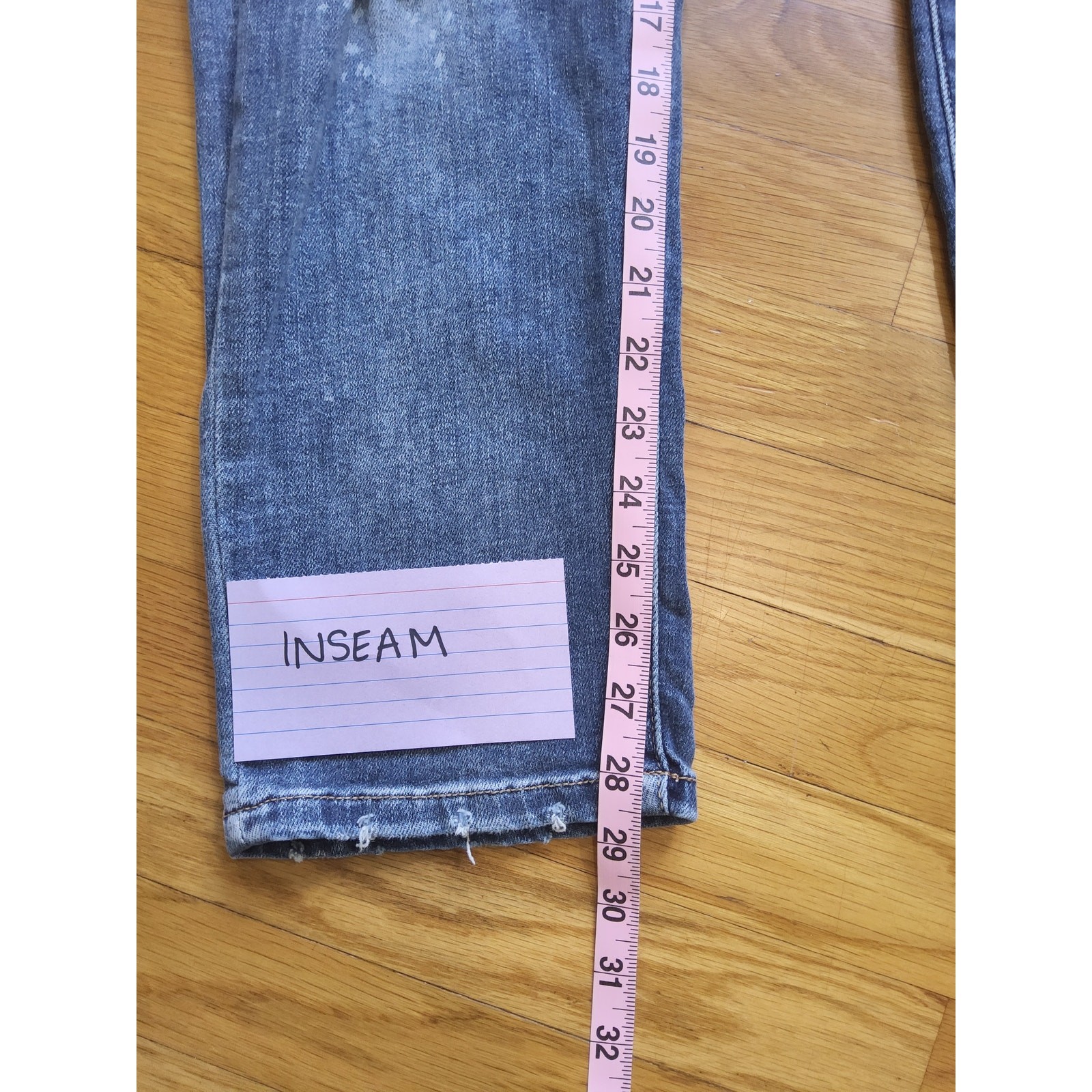 Judy Blue Boyfriend Fit Distressed Jean Size 15/32 High Rise